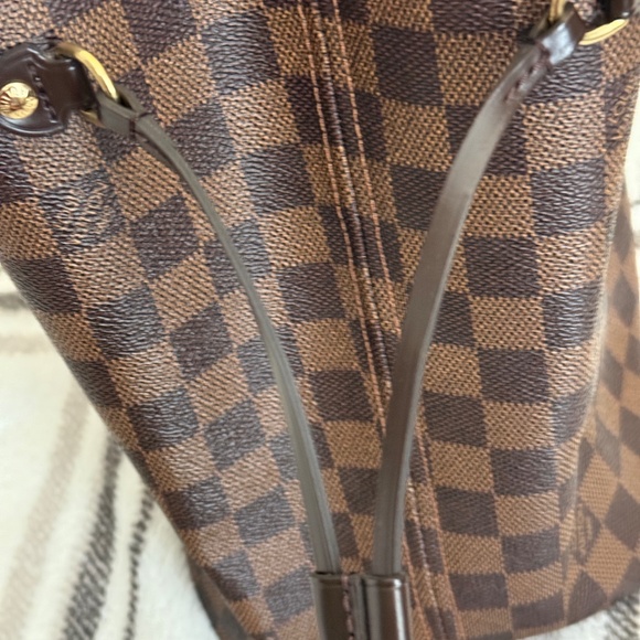 Louis Vuitton never fall MM monogram tote with Rose Ballerine interior - Picture 3 of 11